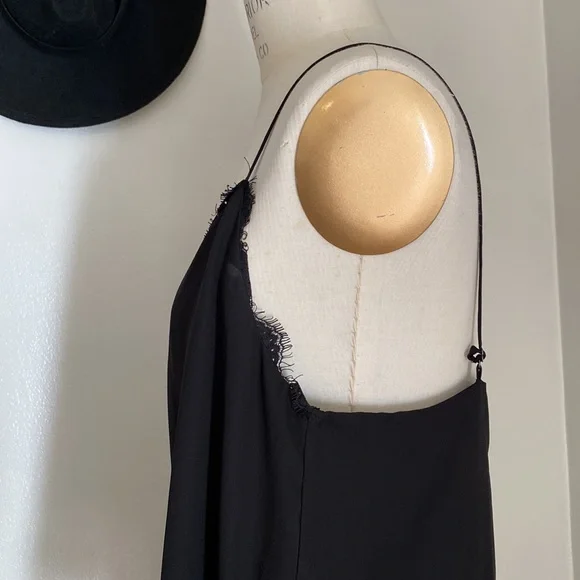 Socialite Black Lace Trim Cami - Picture 3 of 4